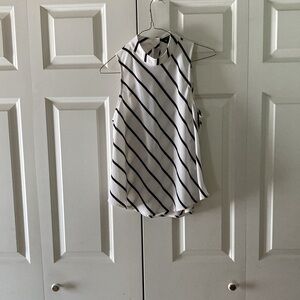 Forever 21 sleeveless cowl neck women’s small white black striped